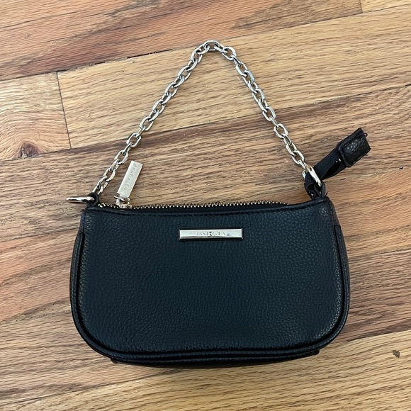 Anne Klein Handbags - Anne Klein Black pebbled leather y2k wristlet pouch bag
